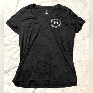 Under Armour dry fit loose t shirt